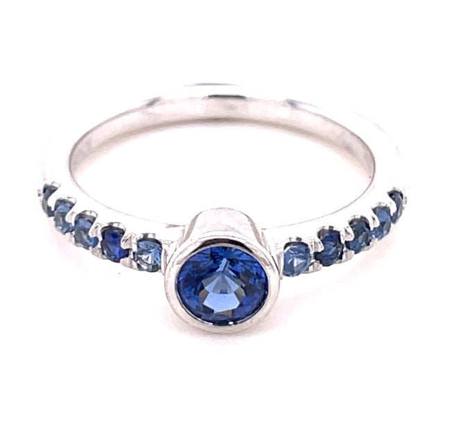 14K WHITE GOLD SAPPHIRE RING