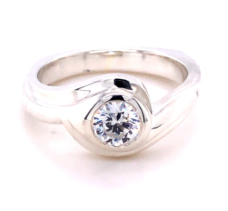 STERLING SILVER CUBIC ZIRCONIA RING