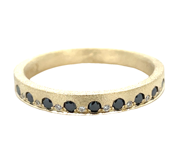 14K YELLOW GOLD BLACK AND WHITE DIAMOND RING