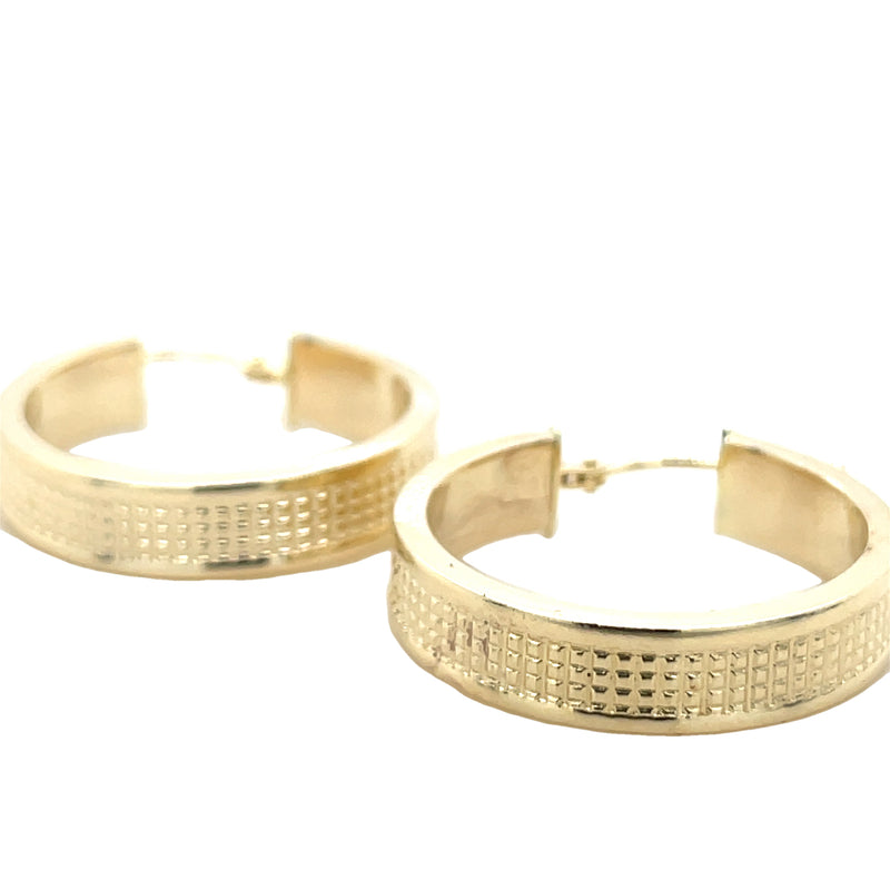 14K YELLOW GOLD HOOP EARRINGS