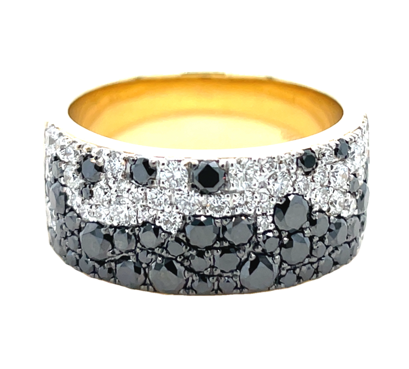 14K YELLOW GOLD BLACK AND WHITE DIAMOND RING