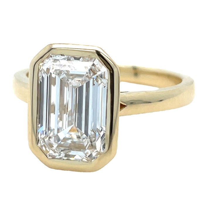 14K YELLOW GOLD DIAMOND RING