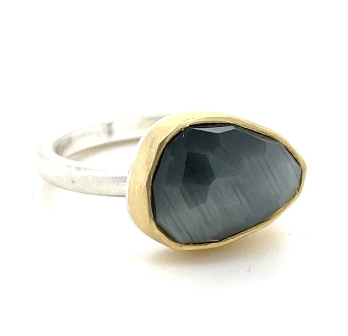 STERLING SILVER AND 18K YELLOW GOLD QUARTZ RING