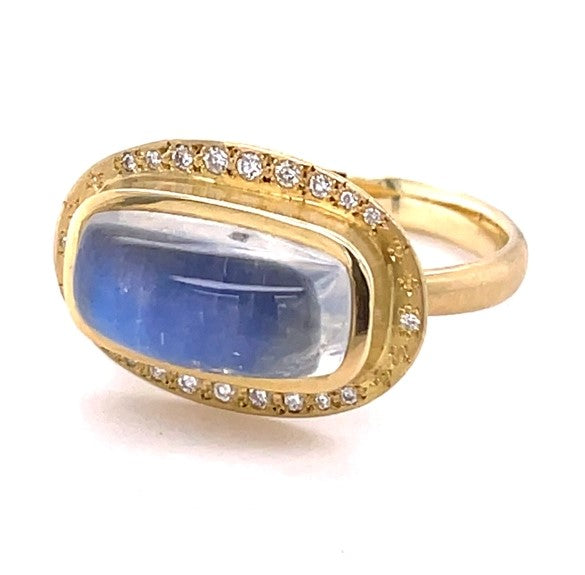 18K YELLOW GOLD MOONSTONE RING  #200-00195