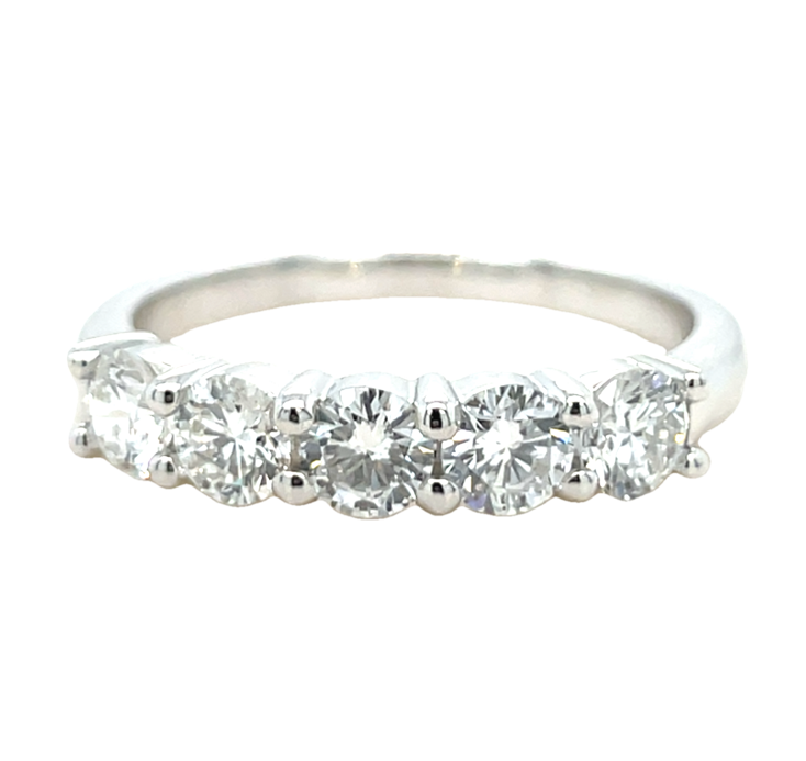 14K WHITE GOLD DIAMOND RING