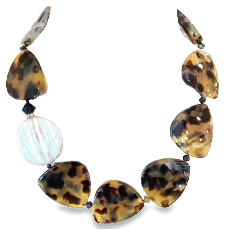 RESIN NECKLACE  #805-00551