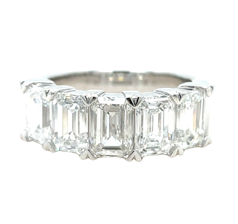 14K WHITE GOLD DIAMOND RING