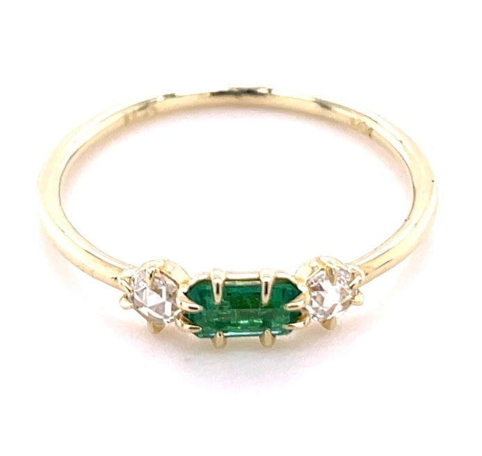 14K YELLOW GOLD EMERALD AND DIAMOND RING